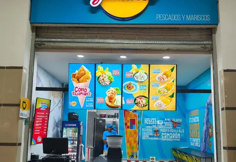 Tajamares C.C. Portal del Prado